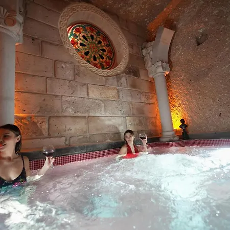 Hotel Pegas Cave *
