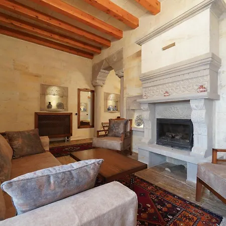 Pegas Cave Hotel *
