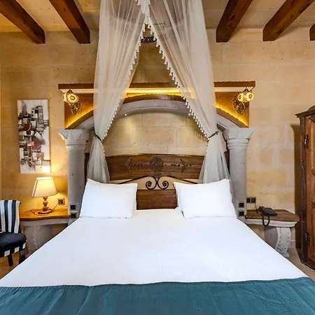 Pegas Cave Hotell *